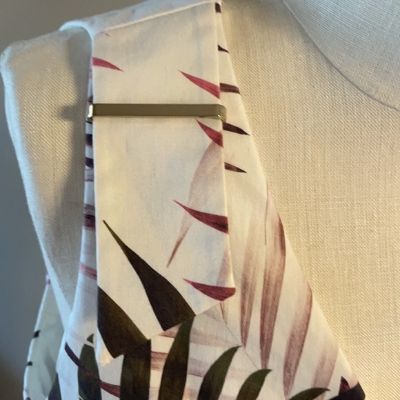 ANTONIO MELANI women’s scuba lined sheath stretch palm leaf dress. V neckline 10 - Picture 3 of 15